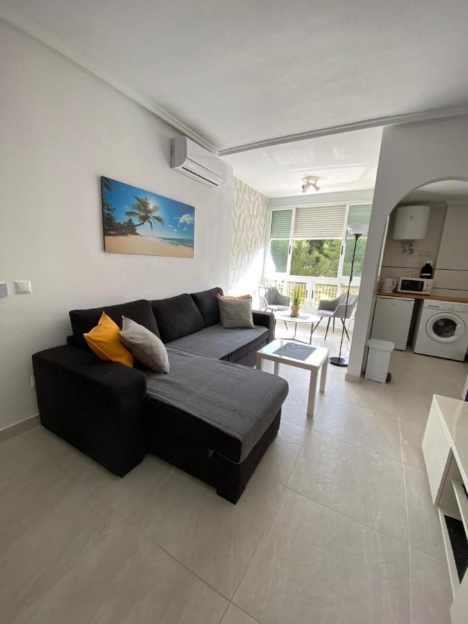 Sunshine Apartment Torrevieja Esterno foto