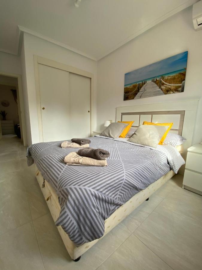 Sunshine Apartment Torrevieja Esterno foto