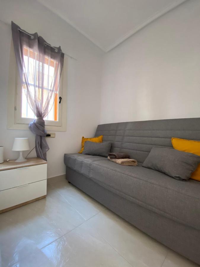 Sunshine Apartment Torrevieja Esterno foto